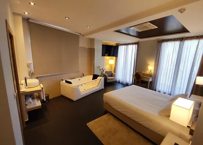 Hotel Puerta Del Arco